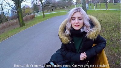 Para için bir yabancının sıcak boşalmasını yutar - parkta Eva Elfie tarafından oral seks