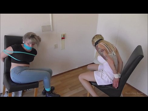 ❤️ Bağımlı / bağlı ve ağzı tıkalı / sıkıntı içinde küçük hanım ❤❌ Süper porno tr.sex78.ru ❌