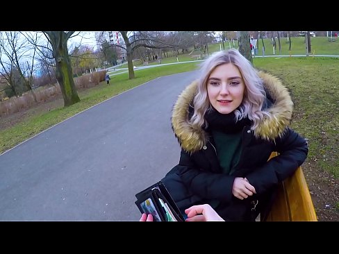❤️ Para için bir yabancının sıcak boşalmasını yutar - parkta Eva Elfie tarafından oral seks ❤❌ Süper porno tr.sex78.ru ❌
